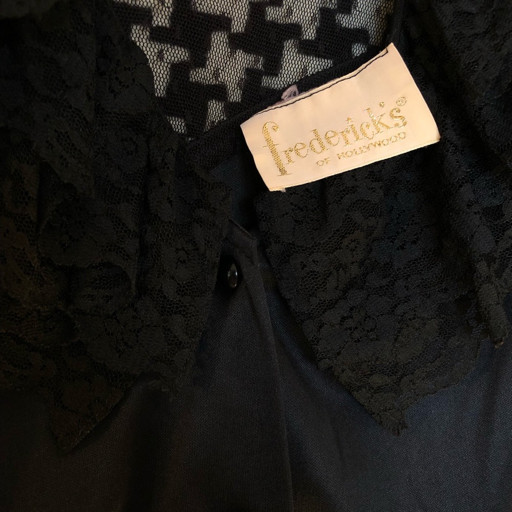 Vintage 80s / 90s Semi-sheer back deep-v lace button down blouse w/ ruffles - Picture 3 of 8